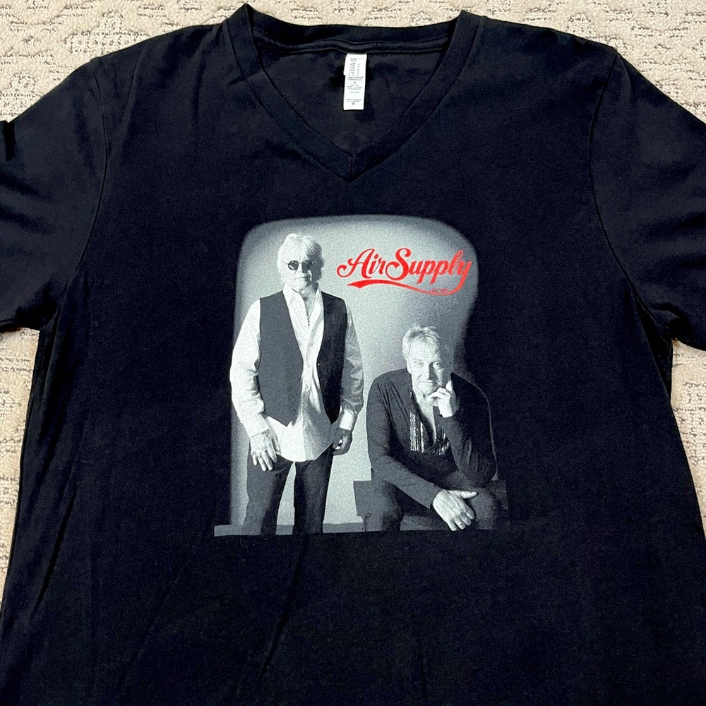 🎸 '21 Air Supply Classic Rock Band Est. 1975 Side And Sleeve Logo V Neck Tee